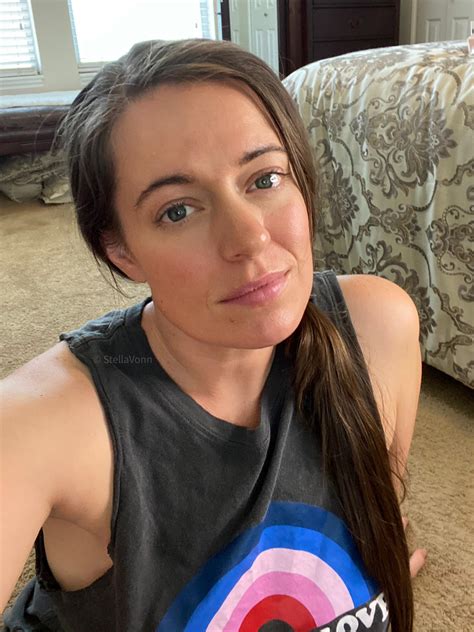 89 best u/stellavonn images on Pholder | U Stellavonn, Braless and Hot Moms