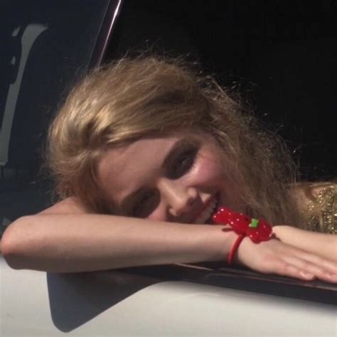 cassie icon | Pôsteres de filmes, Header para twitter, Series e filmes