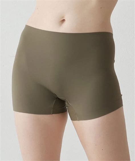 VIVID LADY（ビビッドレディー）の「HUGDAY シームレスVラインボクサーショーツ シームレス（ショーツ）」 - WEAR