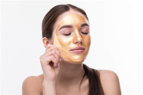 Benefits of Aqua Gold Facial Treatment for Glowing Skin