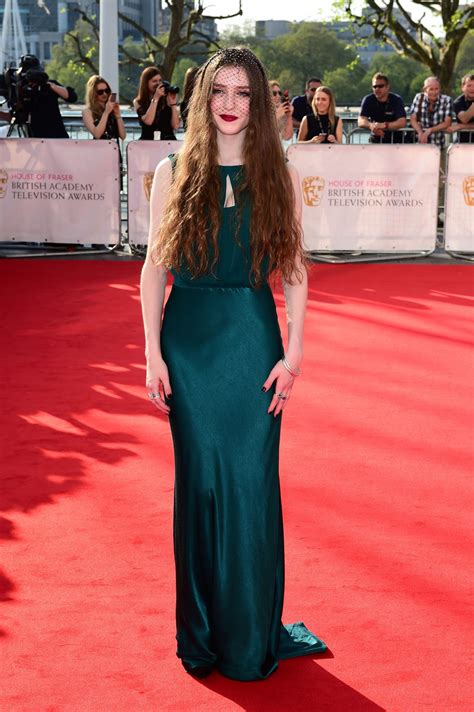 Birdy Height and Weight Stats - PK Baseline- How Celebs Get Skinny and ...