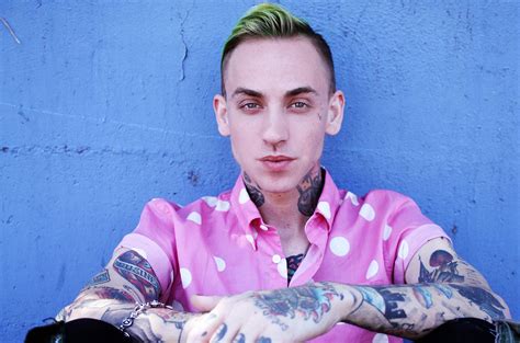 Blackbear Lyrics | HubLyrics.com