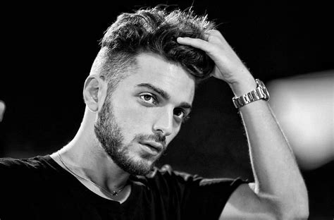 Gianluca Ginoble Il volo | Cute guys, Italian men, Singer