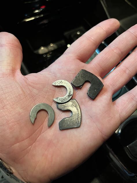 2011 xkr convertible rooftop issues. Was closing roof and spare parts