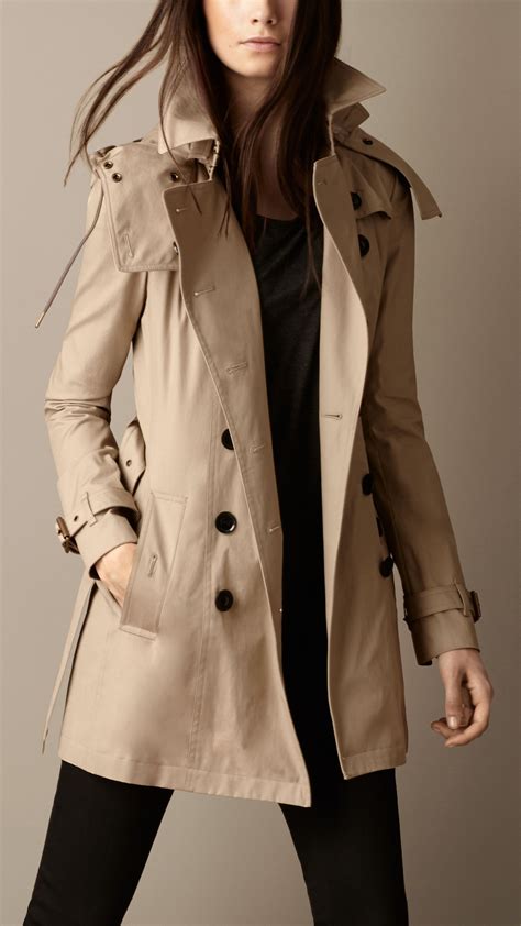 Exemplary Tips About Are Trench Coats Still Stylish Fashion | Adamdekroon