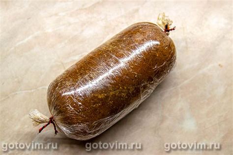 Сочная вареная куриная грудка в пищевой пленке. Рецепт с фото
