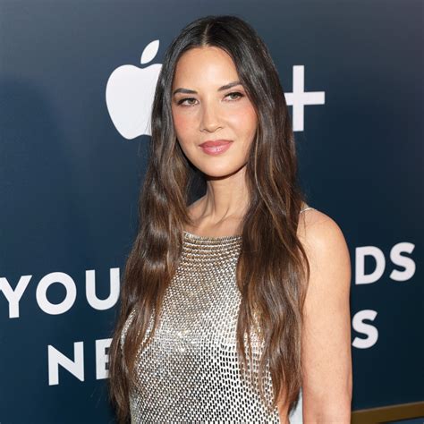 Do Female Reindeer Have Antlers?