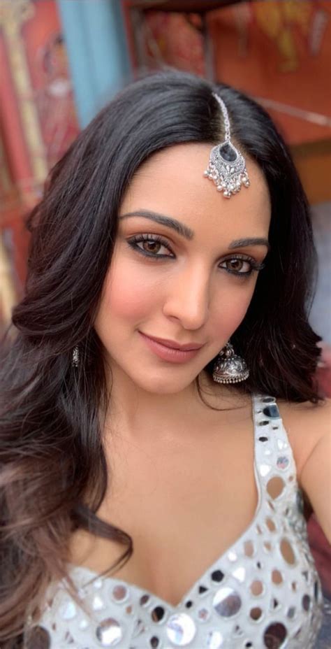 Gorgeous actress kiara advani uhd – Artofit