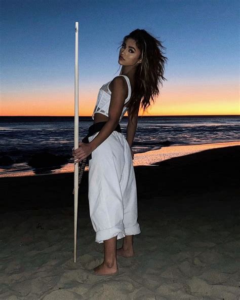 RAYNA VALLANDINGHAM – Instagram Photos 12/20/2023 – HawtCelebs