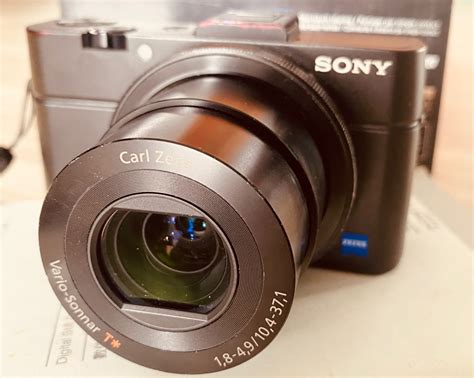 Sony RX100 M2, Photography, Cameras on Carousell