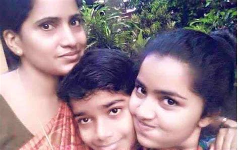 Anupama Parameswaran Stills-Images-Premam Actress-Onlookers Medi ...