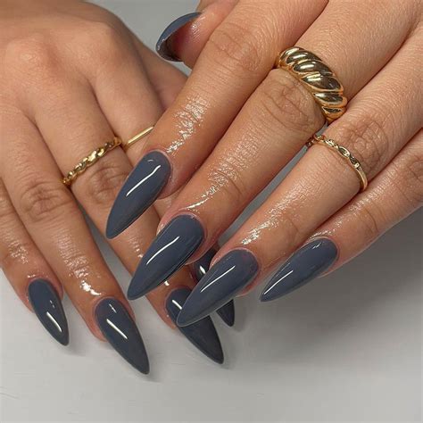 UNGHIE GEL GRIGIE | Le tonalità più cool da provare subito