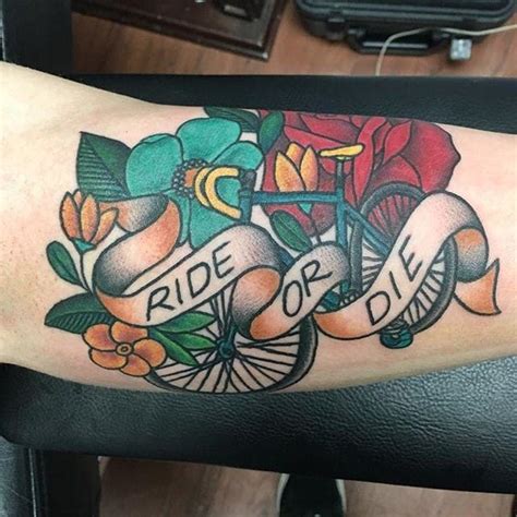 bike tattoos   hardcore cyclists tatuaggi bici idee