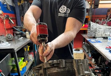 Manual and Automatic Gearbox Specialists - Gearbox Gurus