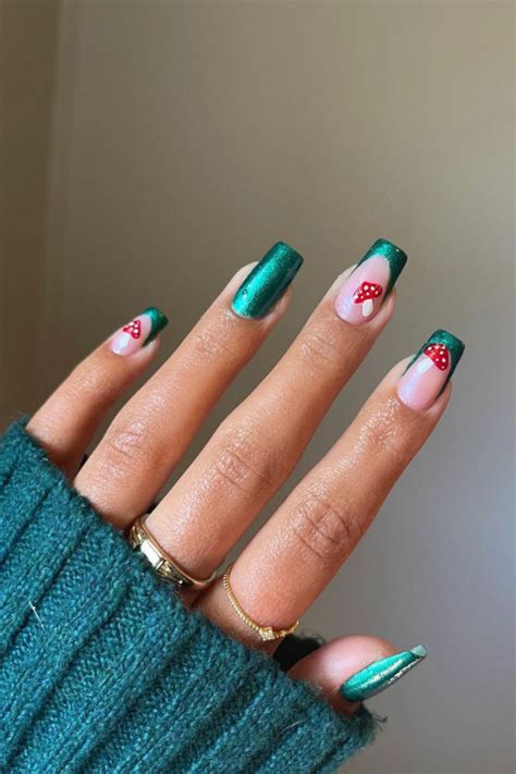 37 Trendy Winter Nail Designs To Get Flooded With Compliments