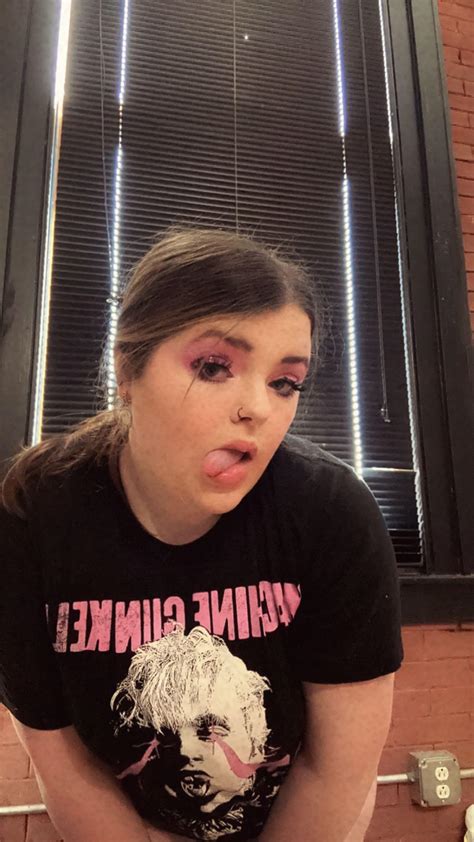 Is this the Type of Body you’d like to rip clothes off of? : r/Fat_Fetish