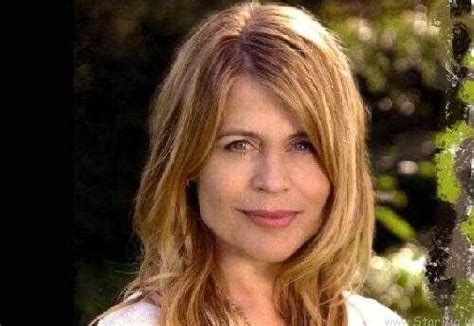 roxanne hart net worth