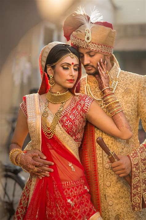 An Indian Wedding Spanning 5 Days! | Indian wedding photography couples