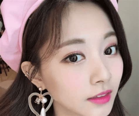 Tzuyu Pink Gif Kpop Flashing Gif GIF - Tzuyu Pink Gif Kpop Flashing Gif ...