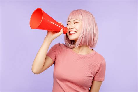 Shouting Beauty Picture And HD Photos | Free Download On Lovepik