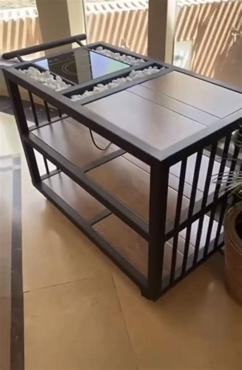 Minimalist Table Decor for Your Living Room