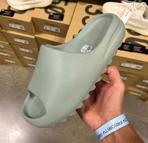 First Look: adidas Yeezy Slide “Salt” | Sneakers Cartel