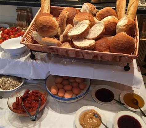 MYRA CAFE & BRASSERIE, London - Restaurant Reviews, Photos & Phone ...
