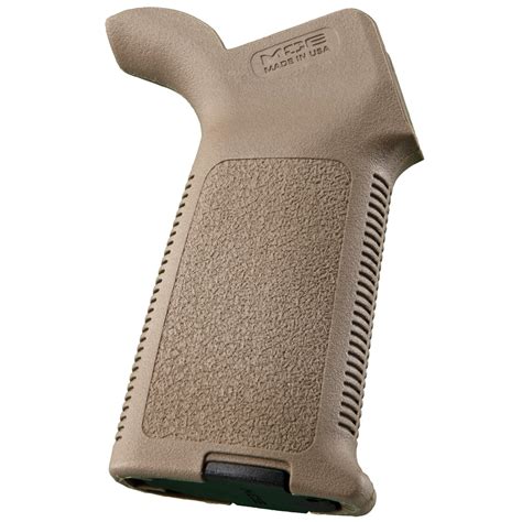 Magpul MOE AR-15 grip, FDE | Boresight Solutions