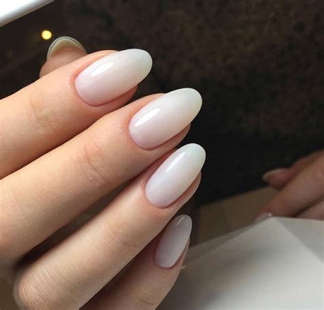 Pin de Na, em Ногти | Unhas ovais, Unhas redondas, Unhas arredondadas