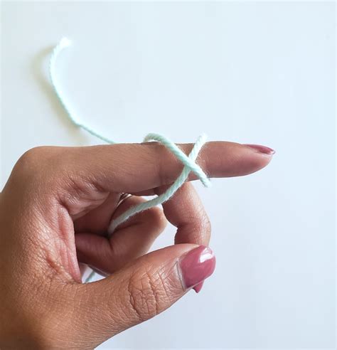 crochet slip knot how to 1