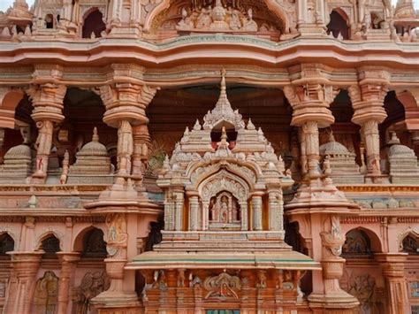 Premium Photo | Architectural details of Shree Swaminarayan temple a ...