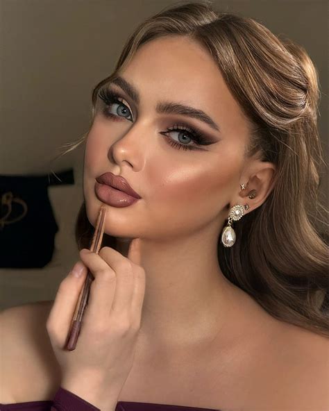 FATIMA ABDULLAH on Instagram: " Evening Glam Ready A flawless blend of