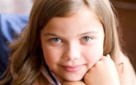 'When Calls The Heart' Actress Genea Charpentier Bio- Age, Height, Wiki ...