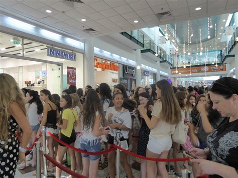 מה שמעניין- בלוג תרבות הפנאי של יפה גביש: השקת סניף SACARA בקניון ...