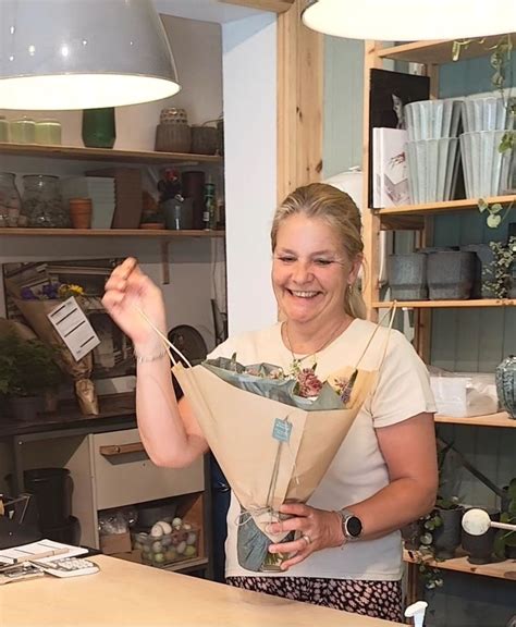 Om os | Clarina Blomster