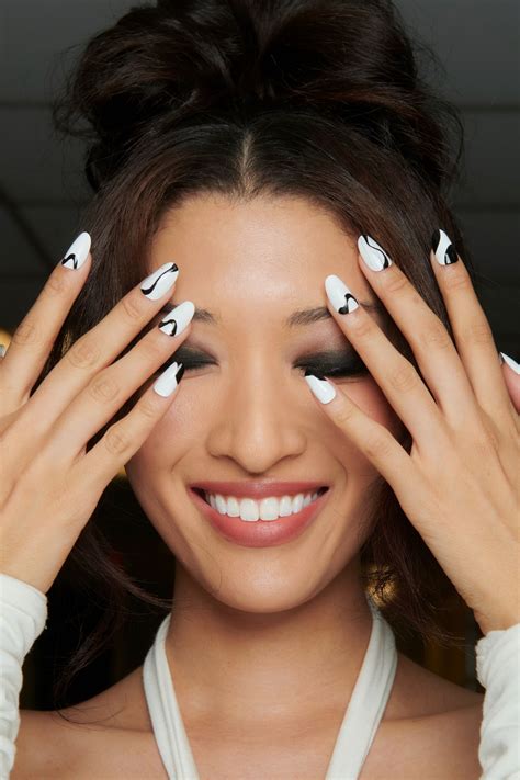 Best 27+ beautiful nail designs you must try this year