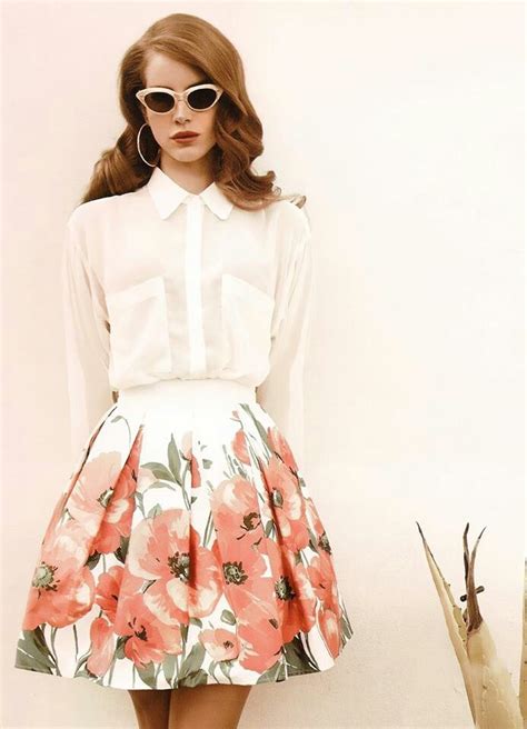 Lana Del Rey - iconic cool | Fashion, Retro fashion, Women