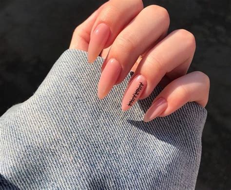 Pin by Satoru on нігті | Classy nails, Cute nails, Nails