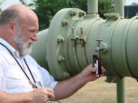 Research challenges the view that environmental regulators are anti