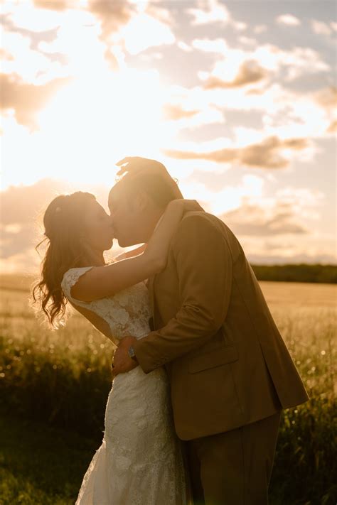 Packages & Pricing - Devotions Wedding Chapel | Green Bay Wedding Venue