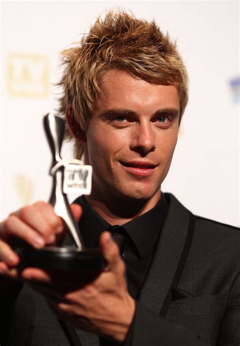 Luke Mitchell Net Worth in 2023 - Wiki, Age, Weight and Height