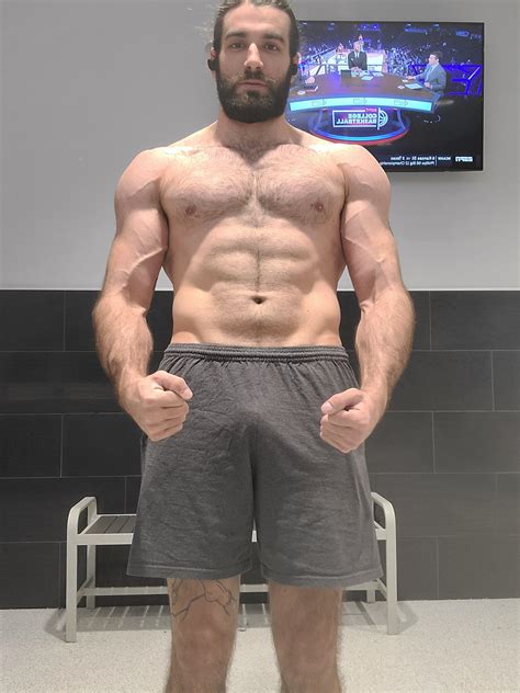 Finally getting those bicep veins popping up all over : r/GymMotivation