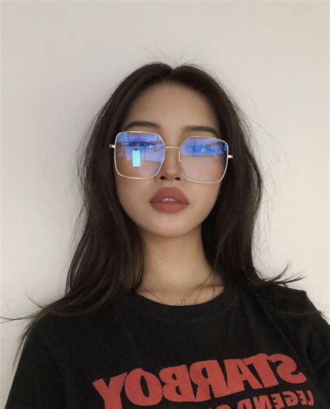 Pin de f. en aesthetic ☁️ | Lentes modernos para mujer, Gafas para cara