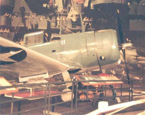 SBD-4s.jpg (50K)