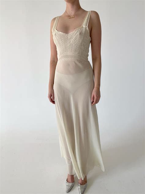 1930's Pale Seafoam Silk Chiffon Slip with Cream Lace – Eveliina Vintage