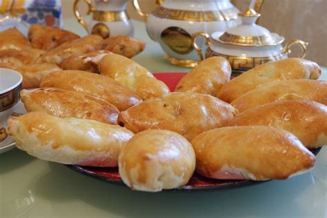Необычные пирожки с картофелем для большой семьи