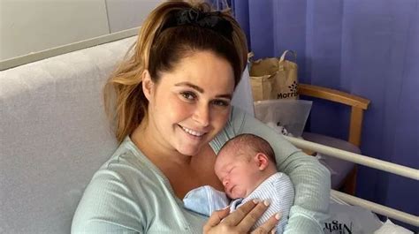 Mum's instinct saves life of 10-day-old baby after doctor said there ...