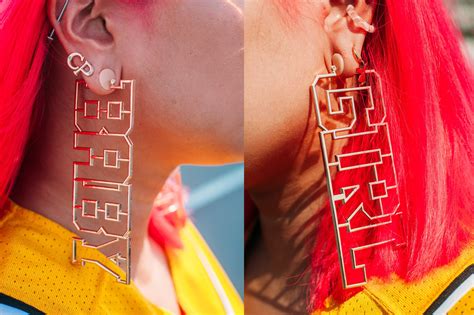 babygirl earrings | CONN PERIGNON