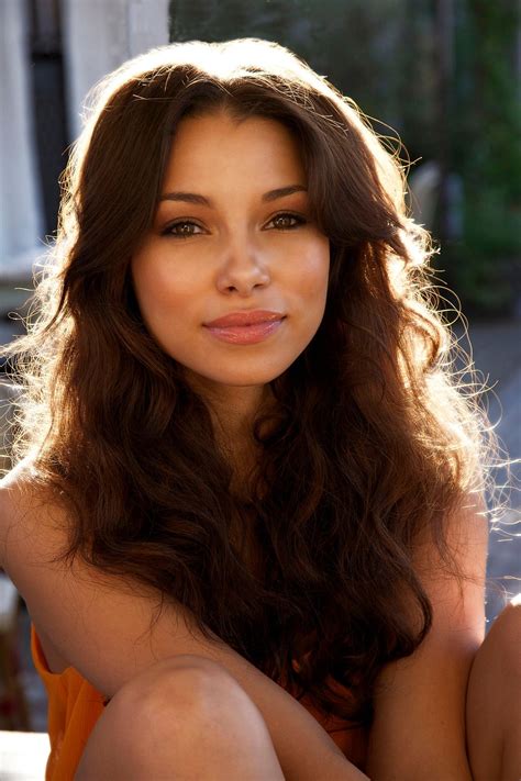 Jessica Parker Kennedy - A Glimpse Into Her Acting Life