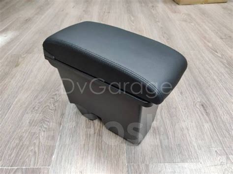Подлокотник Toyota Yaris Cross 2020++ купить во Владивостоке по цене: 2 ...